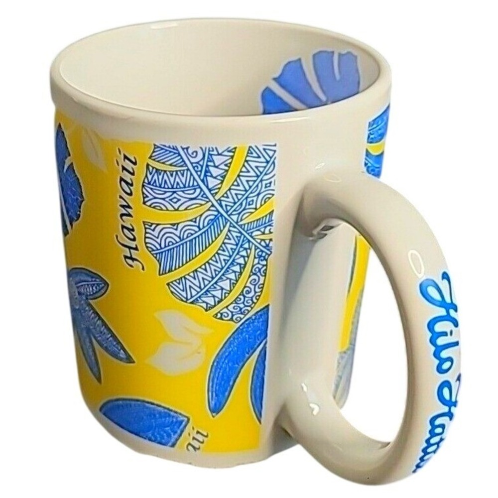 Hilo Hattie Hawaii Coffee Tea Mug 2014 Floral Yellow Blue Palm Leaves